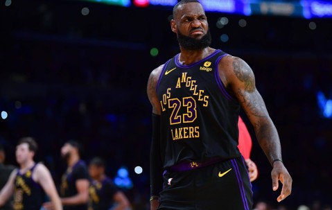 ayx体育app官方网址-转会期体能课后，洛杉矶湖人复出首秀备战NBA季后赛，震撼外界，更衣室氛围转暖的简单介绍
